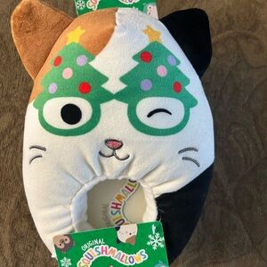 NWT Squishmallow Slippers Kids Size 11/12 Cam Calico Cat Christmas Tree Glasses